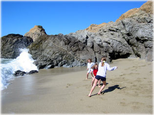 Itt is volt hull�m