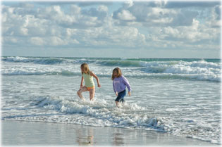 Felh�k, hull�mok, l�nyok 2